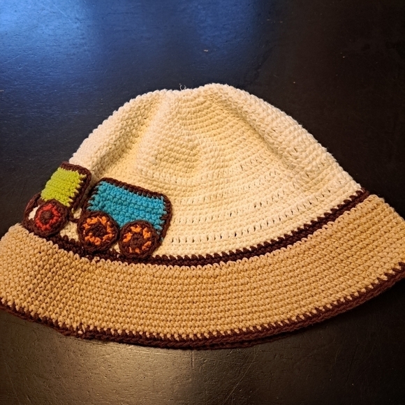 Day Lee Design Crochet Hat Size 6-12mos - Picture 2 of 4